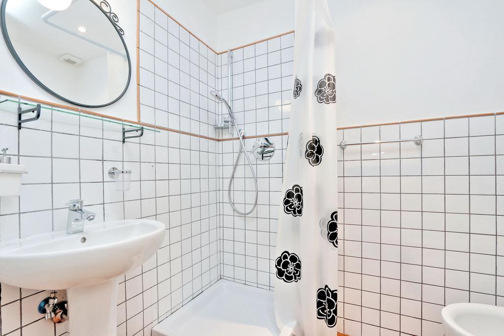 Le 2 Basiliche - Esquilino Retreat Apartment Rome Luaran gambar